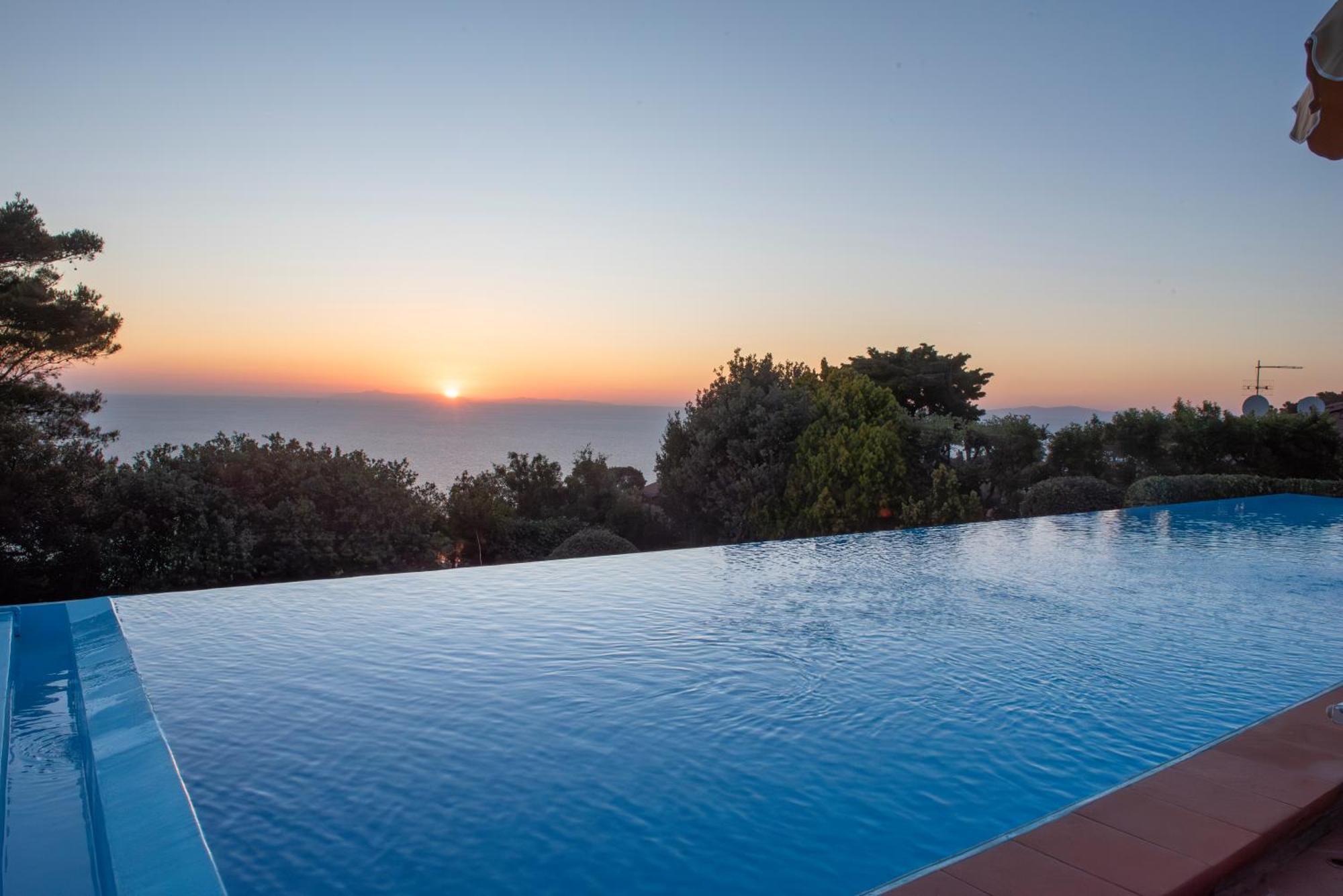 Boutique Hotel Torre Di Cala Piccola ปอร์โต ซานโต สเตฟาโน ภายนอก รูปภาพ