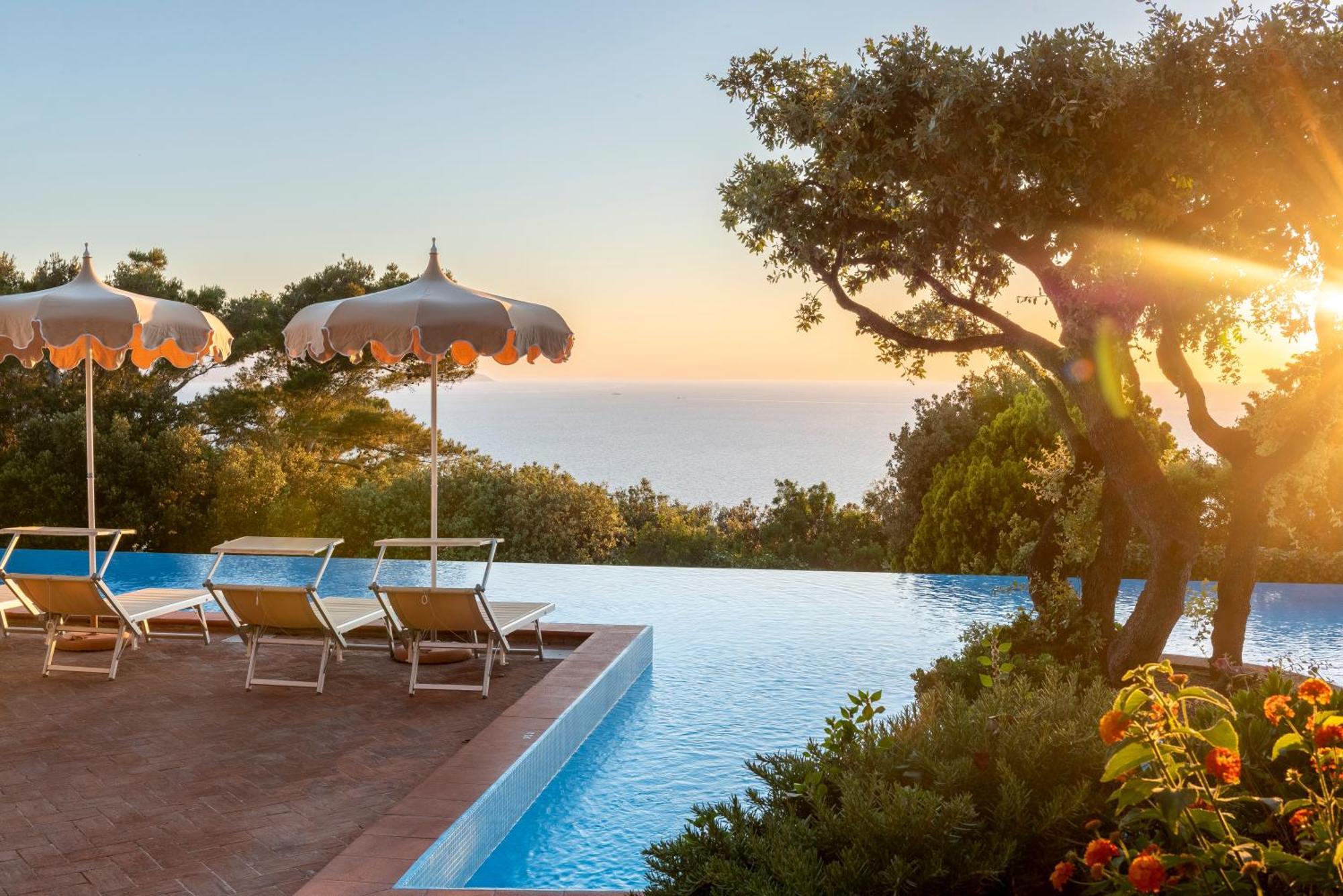 Boutique Hotel Torre Di Cala Piccola ปอร์โต ซานโต สเตฟาโน ภายนอก รูปภาพ