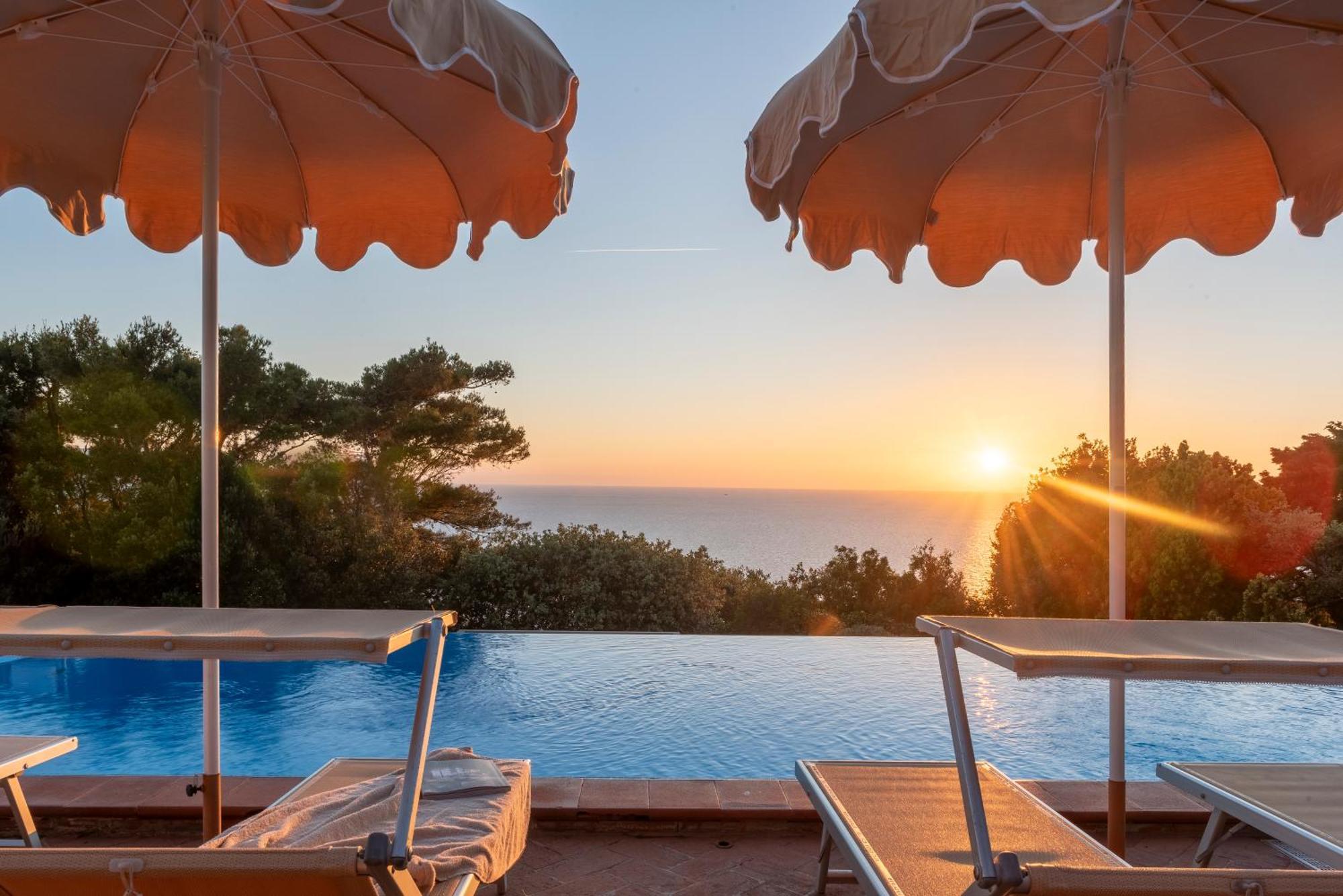 Boutique Hotel Torre Di Cala Piccola ปอร์โต ซานโต สเตฟาโน ภายนอก รูปภาพ