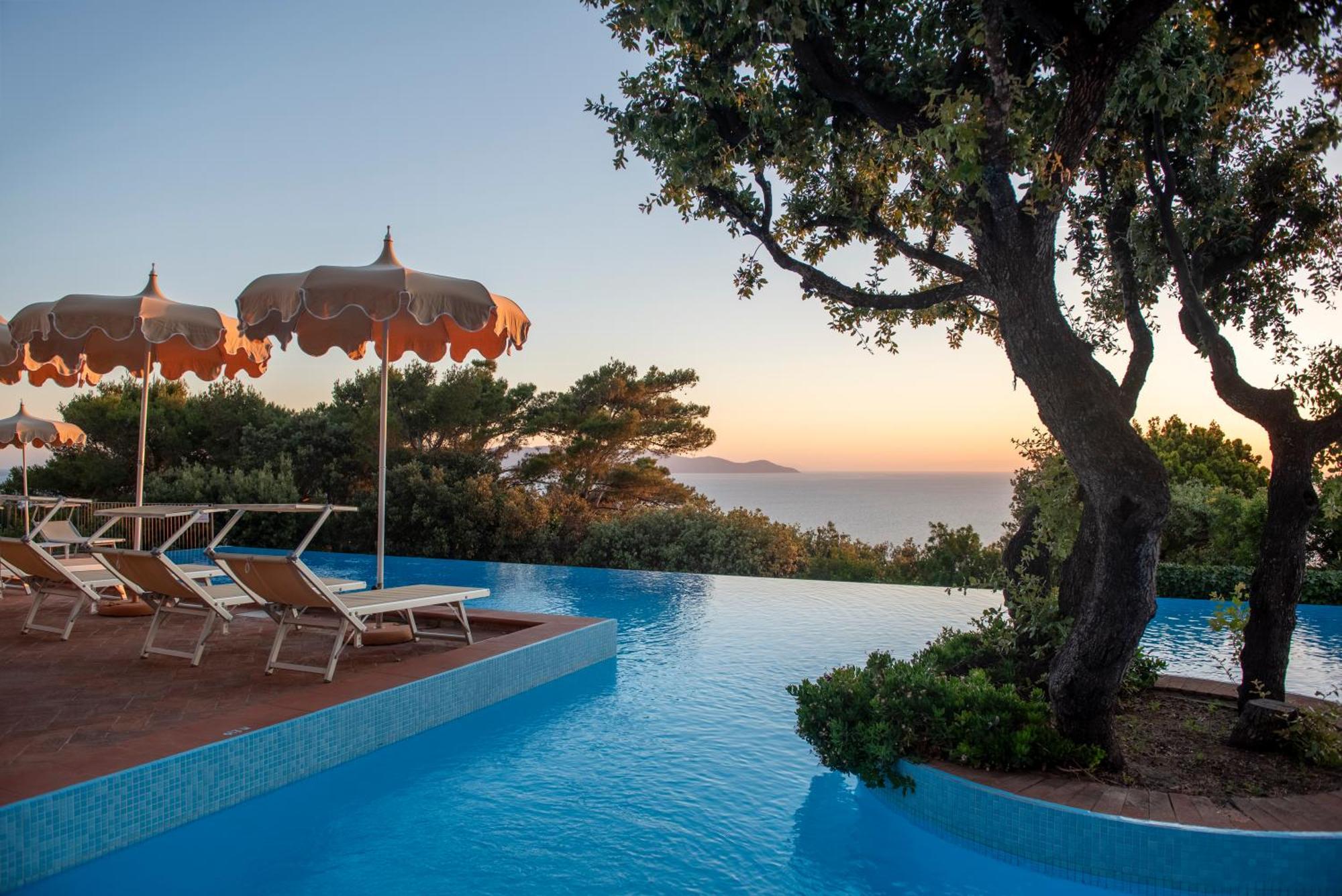 Boutique Hotel Torre Di Cala Piccola ปอร์โต ซานโต สเตฟาโน ภายนอก รูปภาพ