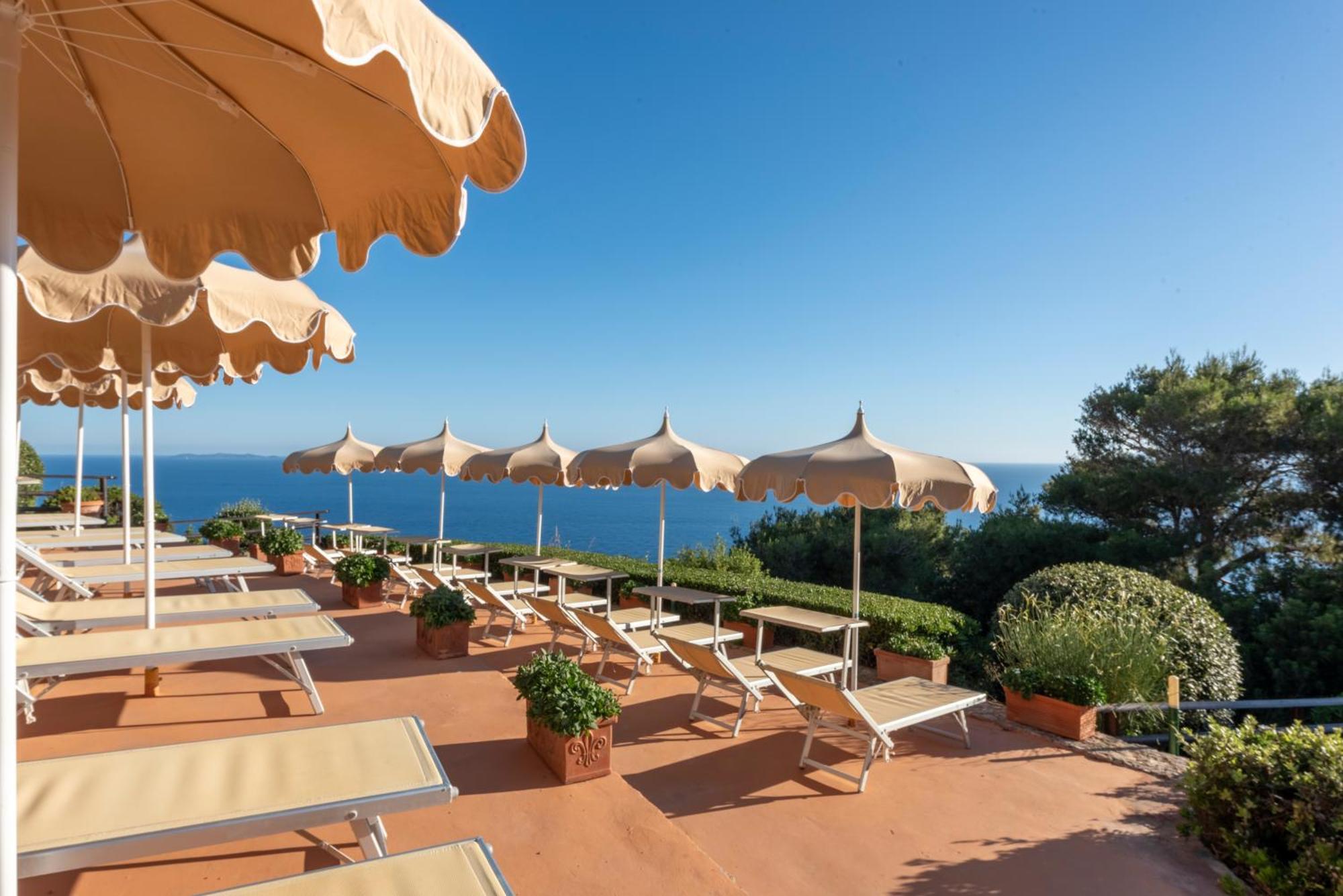 Boutique Hotel Torre Di Cala Piccola ปอร์โต ซานโต สเตฟาโน ภายนอก รูปภาพ