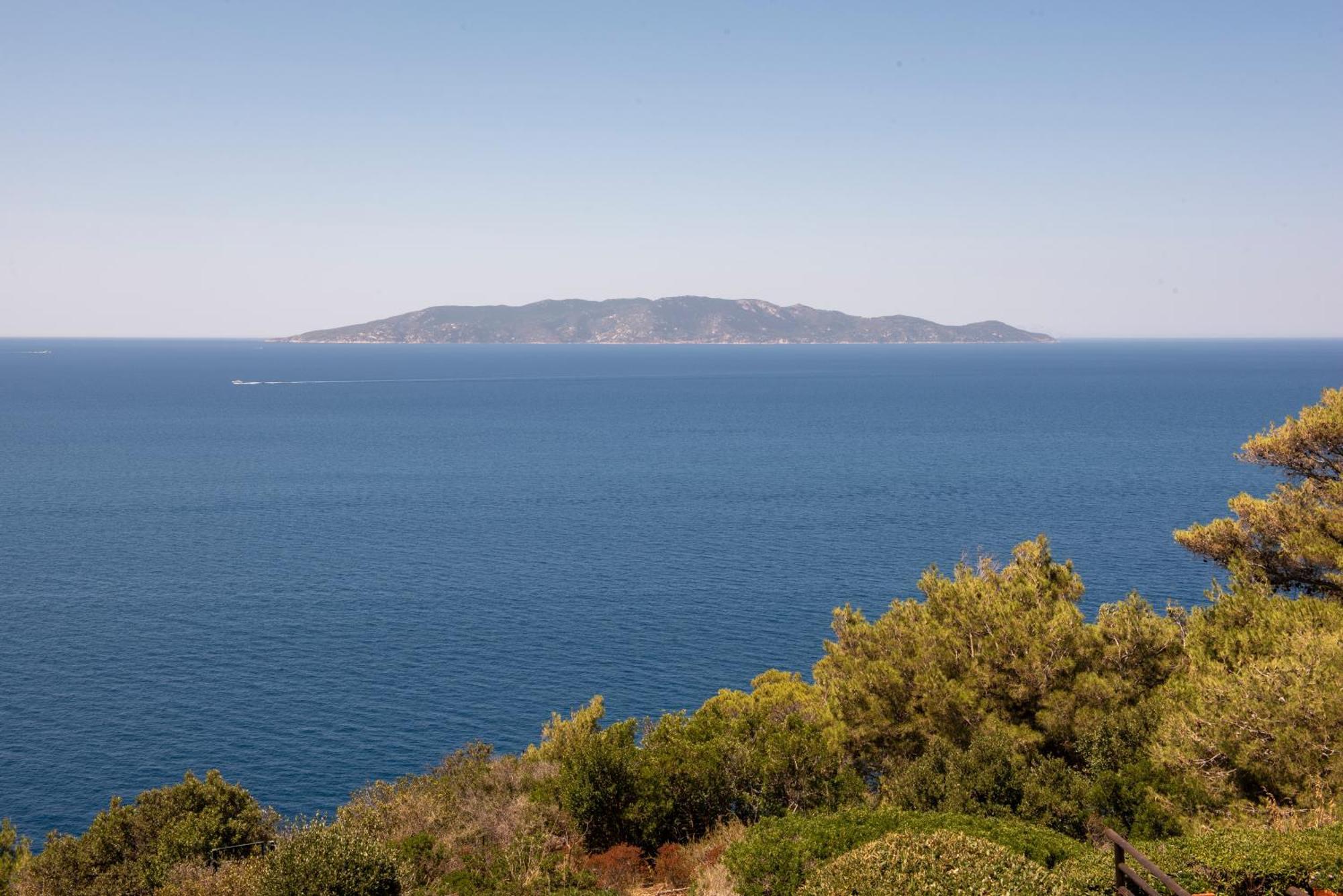 Boutique Hotel Torre Di Cala Piccola ปอร์โต ซานโต สเตฟาโน ภายนอก รูปภาพ