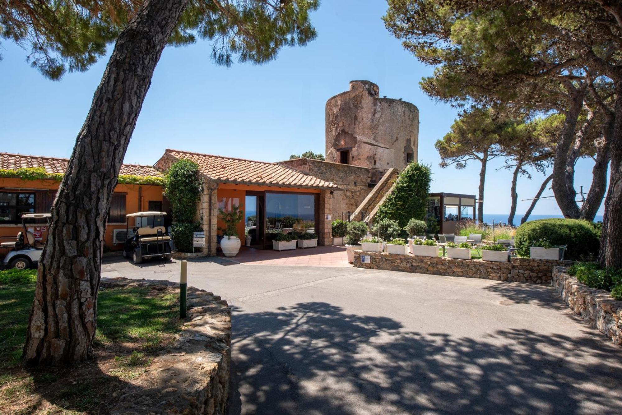 Boutique Hotel Torre Di Cala Piccola ปอร์โต ซานโต สเตฟาโน ภายนอก รูปภาพ